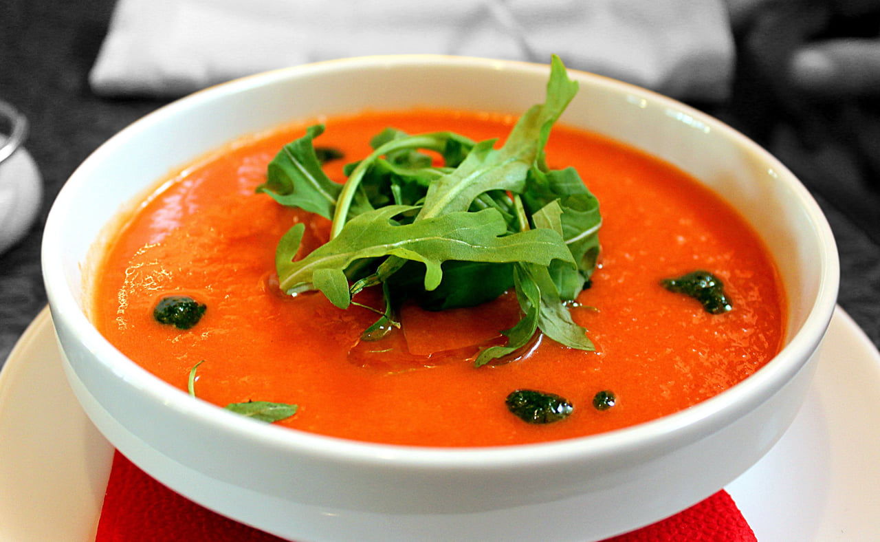 Tomaten-Knoblauch-Basilikum-Suppe